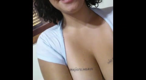 Boneca de borracha para fazer sexo Boquete escondido da cunhada