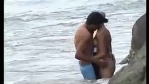 Mulher feia da bunda grande Casal faz sexo na praia em sc